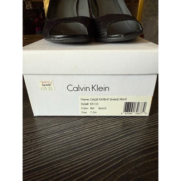 Calvin Klein Callie Patent Snake Print Wedge Peep Toes Sz. 7.5 - Picture 6 of 6